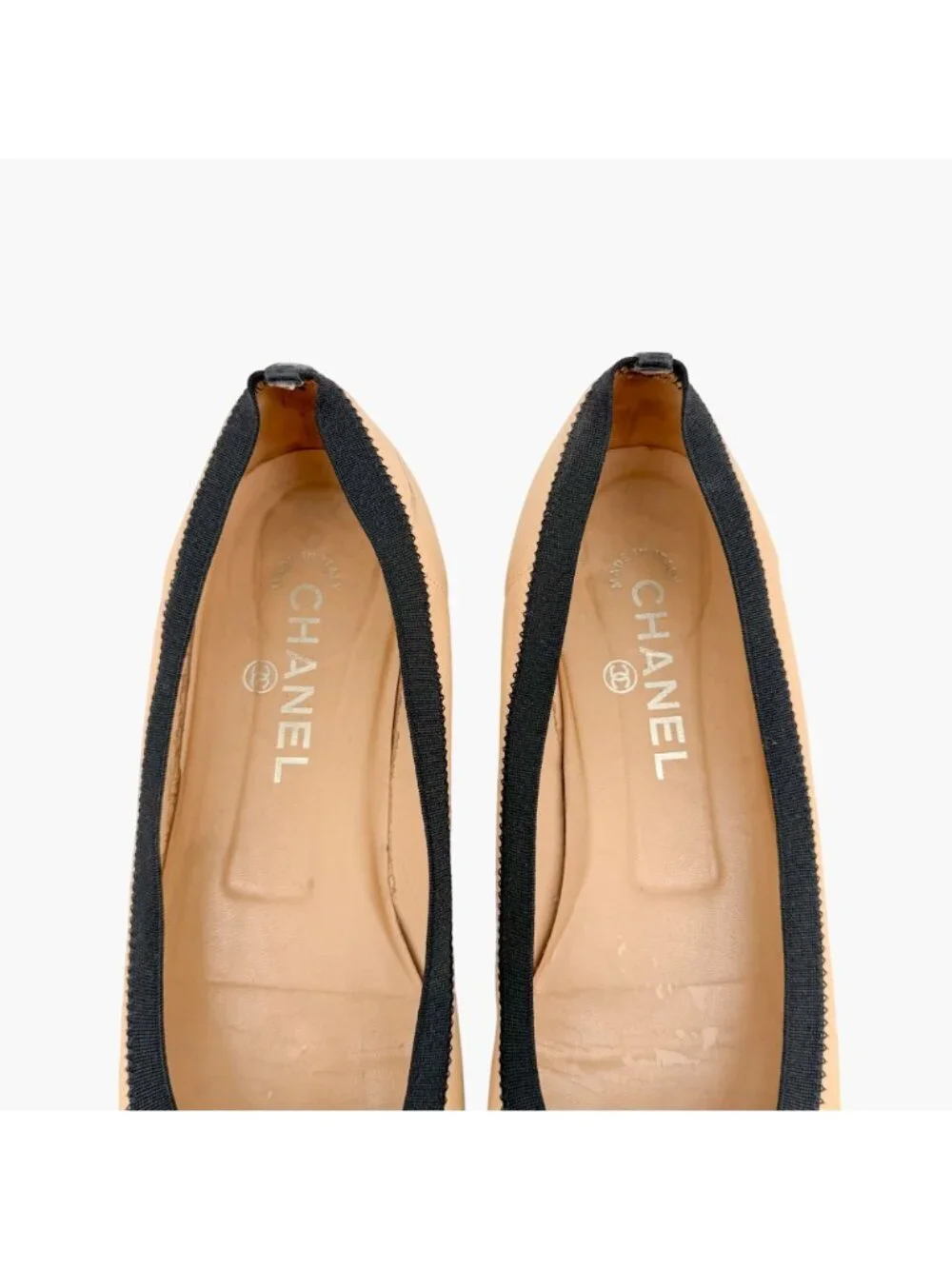 Chanel CC Cap Toe Ballet Flats Beige Black Leather Ruffle Size 39.5 US 8.5-9